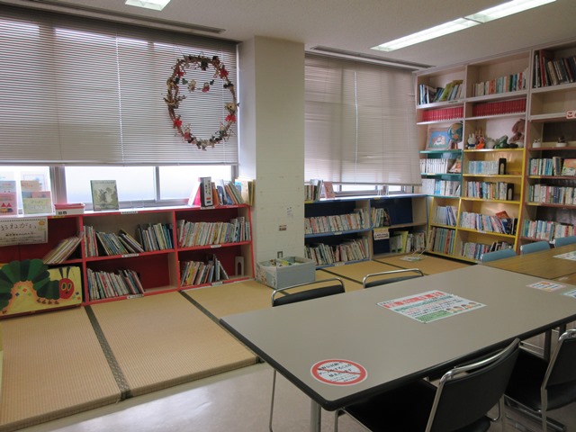 東野公民館図書室の写真